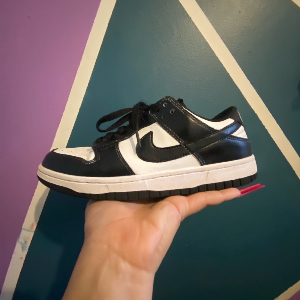 Nike dunk low ‘black & white’